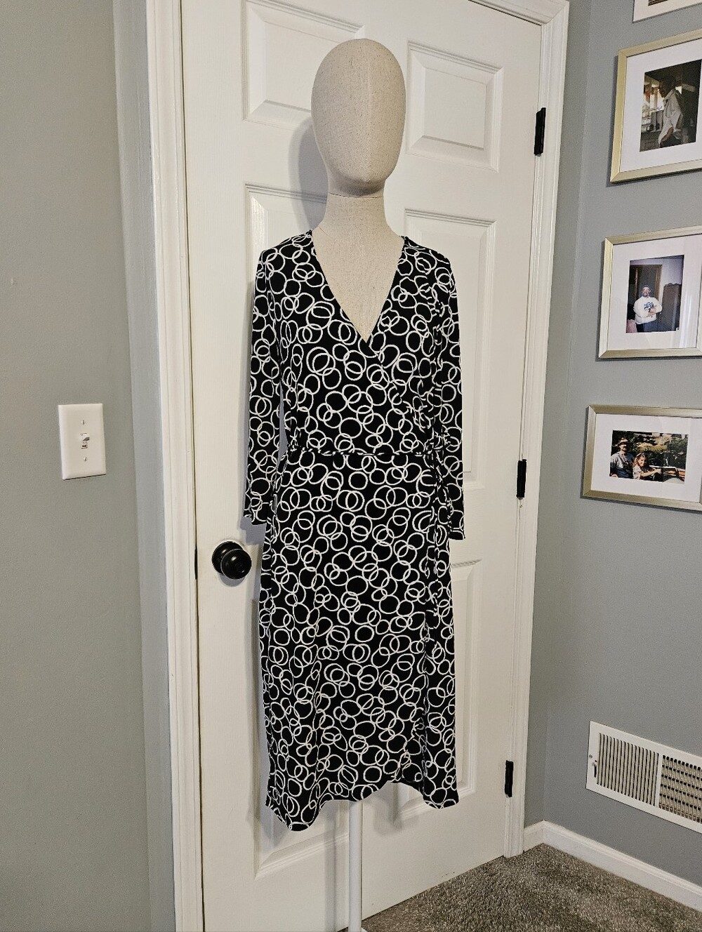 Black & White V-Neck Wrap Midi Dress with Circular Print